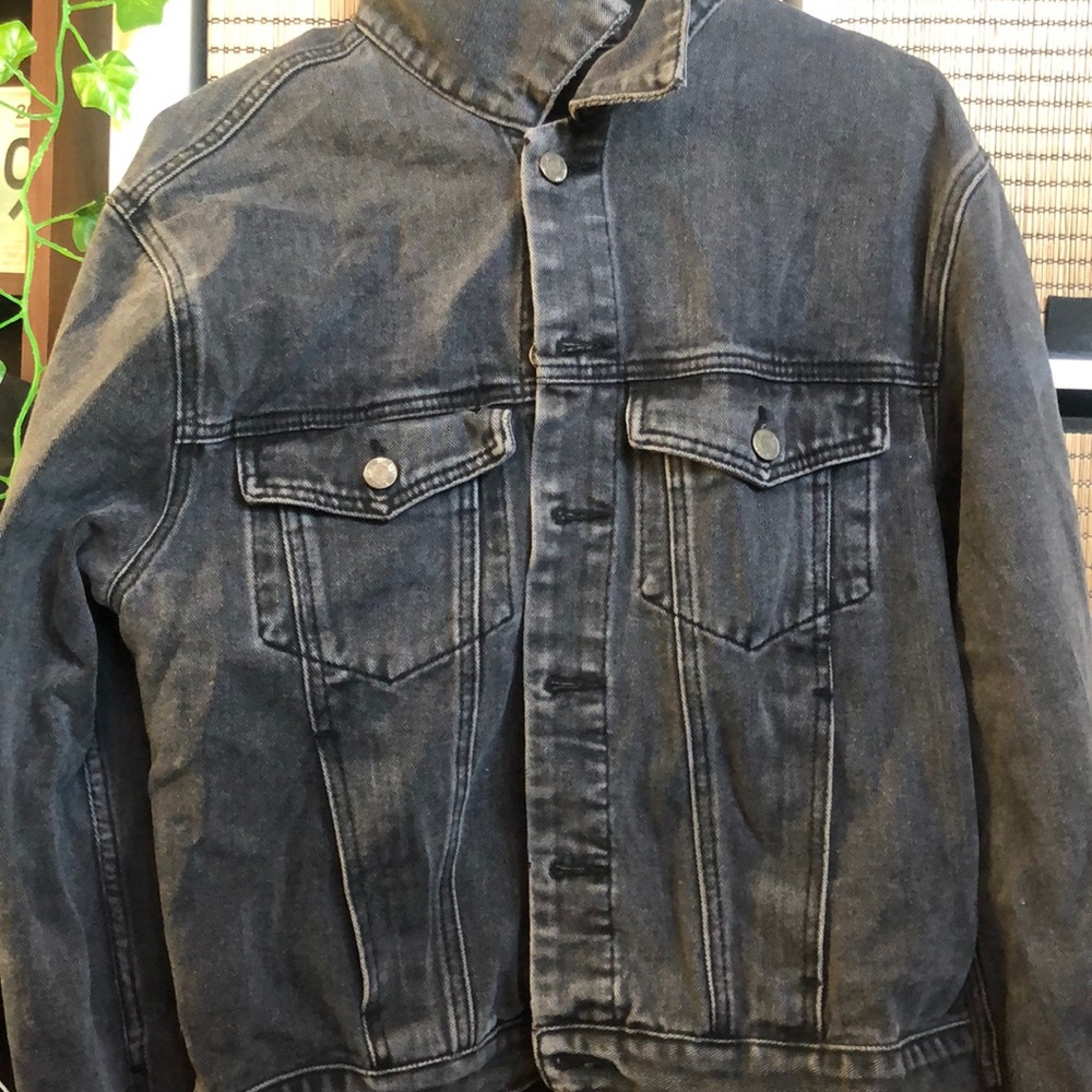black Brandy Melville jean jacket